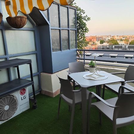 Agradable Duplex Terraza Virgen Del Rocio Apartment Sevilla Bagian luar foto