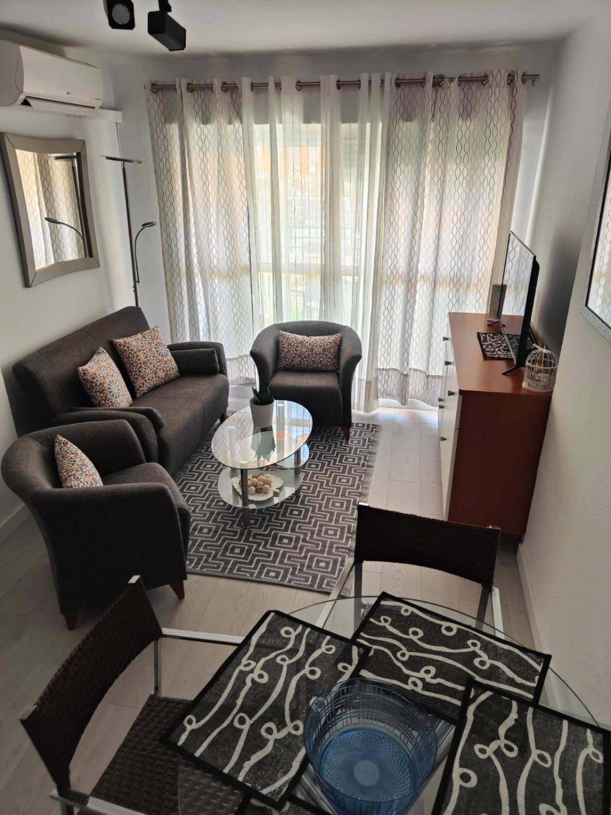 Agradable Duplex Terraza Virgen Del Rocio Apartment Sevilla Bagian luar foto